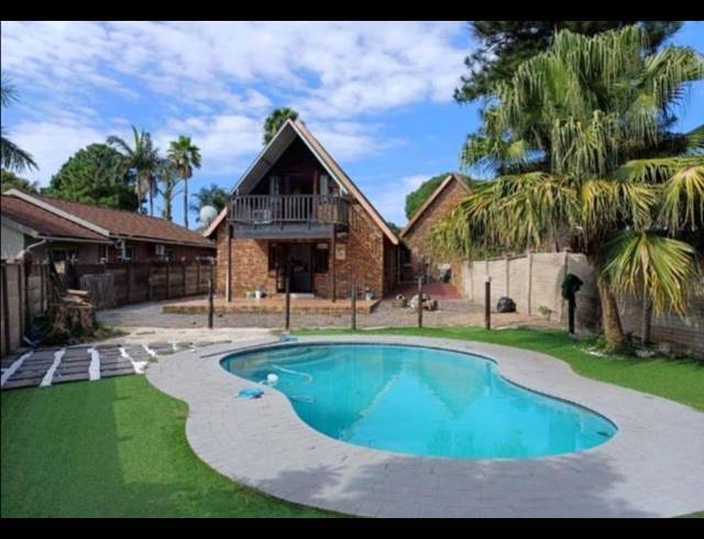 3 BEDROOM TOWNHOUSE FOR SALE IN BIRDSWOOD